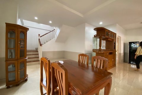 Дом в Чиангмае, Таиланд с 3 спальнями  № 120185 - фото 6