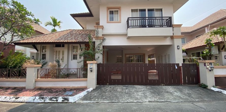 Maison à Chiang Mai, Thaïlande 3 chambres № 120185