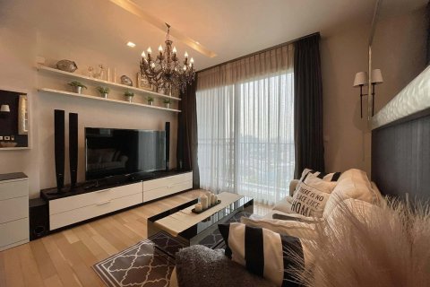 Condo à Khlong Toei, Bangkok, Thaïlande, 2 chambres  № 140950 - photo 2