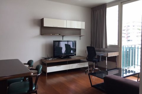 Кондоминиум с 2 спальнями в Ваттхане, Бангкок, Таиланд № 140947 - фото 3