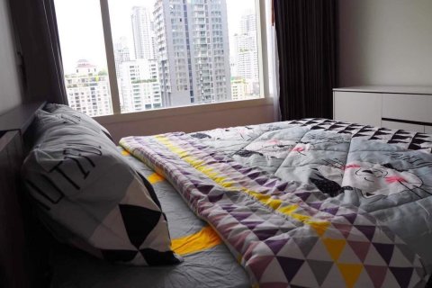 Кондоминиум с 2 спальнями в Ваттхане, Бангкок, Таиланд № 140947 - фото 8