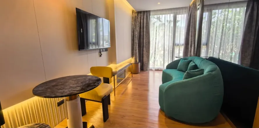 Condo in Bang Tao, Thailand, 1 bedroom  № 175615