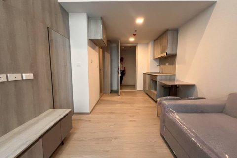 Studio in the Condo in Chatuchak, Bangkok, Thailand  № 172697 - photo 5