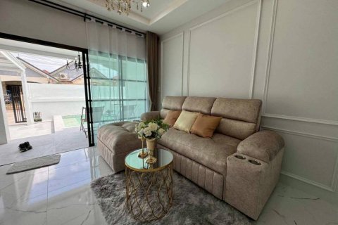 Villa à Pattaya, Thaïlande 4 chambres № 172702 - photo 3