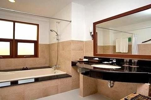 Вилла в Пхукете, Таиланд с 8 спальнями  № 146030 - фото 24