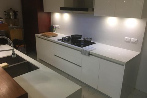 House in Phuket, Thailand 4 bedrooms № 135593 - photo 12