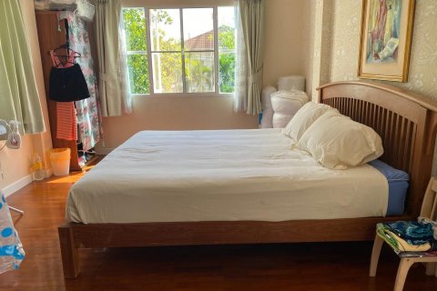 House in Phuket, Thailand 4 bedrooms № 135593 - photo 14