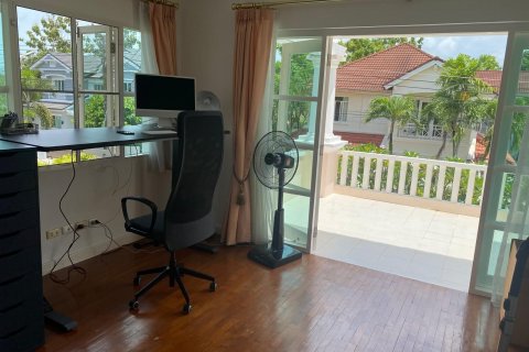 House in Phuket, Thailand 4 bedrooms № 135593 - photo 16