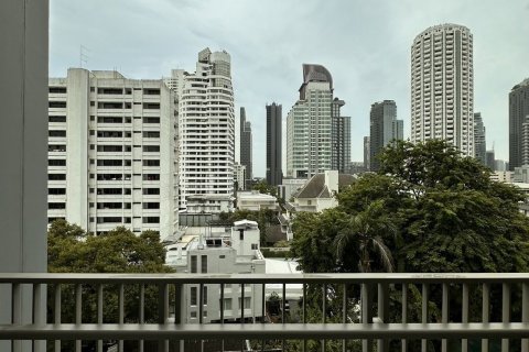 Condo à Watthana, Bangkok, Thaïlande, 2 chambres  № 135595 - photo 10