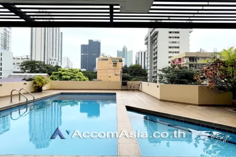 Condominio de 3 dormitorios en Khlong Toei, Bangkok, Tailandia № 214333 - foto 16