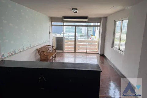 Condominio de 3 dormitorios en Khlong Toei, Bangkok, Tailandia № 214333