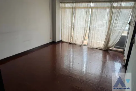 Condominio de 3 dormitorios en Khlong Toei, Bangkok, Tailandia № 214333 - foto 10