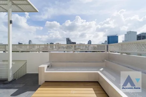 Casa de 3 dormitorios en Watthana, Bangkok, Tailandia № 214338 - foto 17