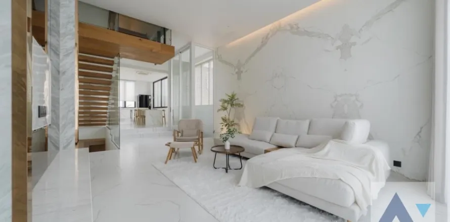 Casa de 3 dormitorios en Watthana, Bangkok, Tailandia № 214338