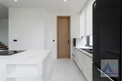 Casa de 3 dormitorios en Watthana, Bangkok, Tailandia № 214338 - foto 5