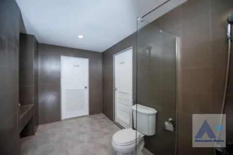 Кондоминиум с 3 спальнями в Ваттхане, Бангкок, Таиланд № 214332 - фото 17