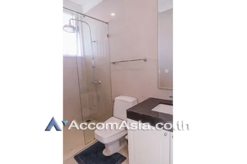 Condominio de 2 dormitorios en Watthana, Bangkok, Tailandia № 214334 - foto 11