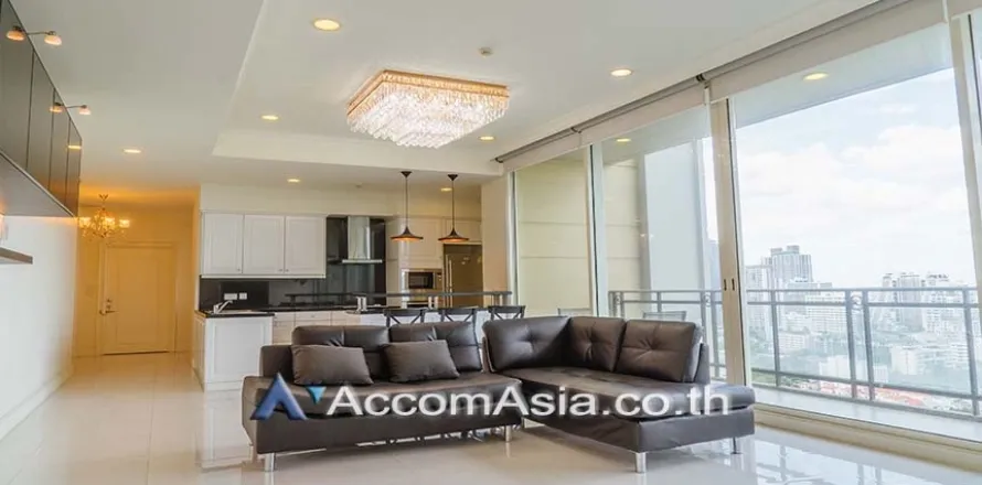Condominio de 2 dormitorios en Watthana, Bangkok, Tailandia № 214334