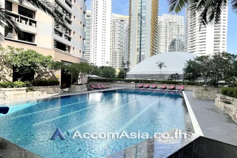 Condominio de 3 dormitorios en Khlong Toei, Bangkok, Tailandia № 214336 - foto 11