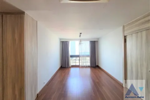 Condominio de 3 dormitorios en Khlong Toei, Bangkok, Tailandia № 214336 - foto 2
