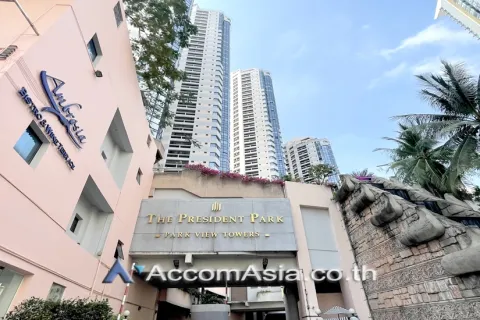 Condominio de 3 dormitorios en Khlong Toei, Bangkok, Tailandia № 214336 - foto 25