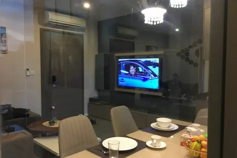 Studio dans le Condo à Watthana, Bangkok, Thaïlande  № 156062 - photo 6