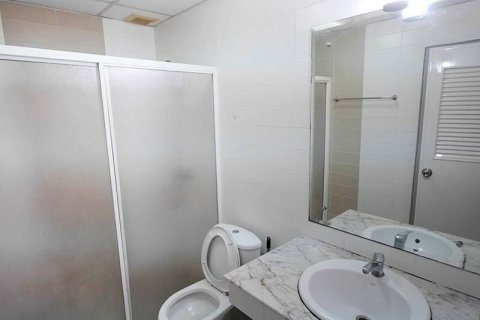 Студия в кондо в Ваттхане, Бангкок, Таиланд № 156064 - фото 3