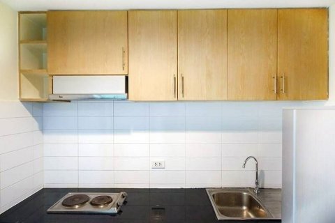 Студия в кондо в Ваттхане, Бангкок, Таиланд № 156064 - фото 4