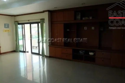 Haus in Pattaya, Thailand 3 Schlafzimmer № 213920 - Foto 4