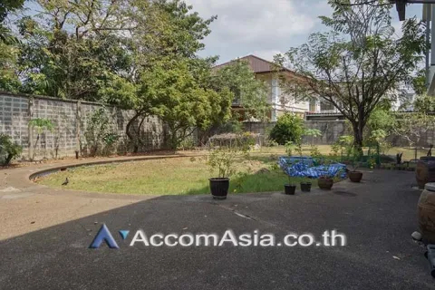 Haus in Watthana, Bangkok, Thailand 4 Schlafzimmer № 215997 - Foto 4