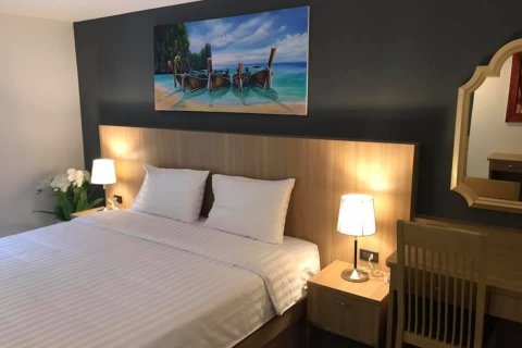 Townhouse in Kathu, Thailand 4 bedrooms № 137990 - photo 3