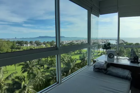 Studio dans le Condo à Pattaya, Thaïlande  № 137988