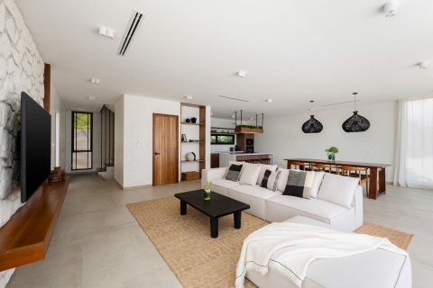 Villa in Ko Samui, Thailand 5 bedrooms № 137986 - photo 20