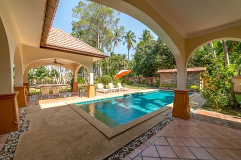 Вилла в Паттайе, Таиланд с 5 спальнями  № 135365 - фото 23