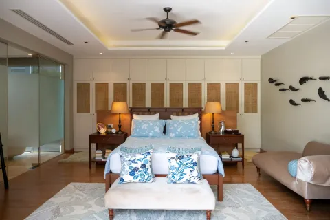 House in Bang Tao, Thailand 4 bedrooms № 153887 - photo 30