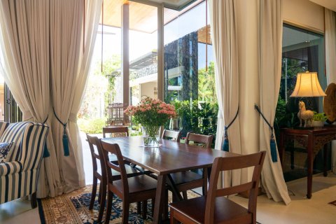 House in Bang Tao, Thailand 4 bedrooms № 153887 - photo 15