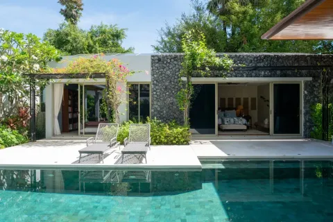 House in Bang Tao, Thailand 4 bedrooms № 153887 - photo 2