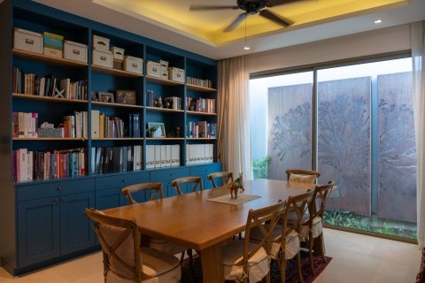House in Bang Tao, Thailand 4 bedrooms № 153887 - photo 8