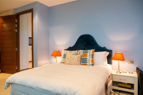 House in Bang Tao, Thailand 4 bedrooms № 153887 - photo 26