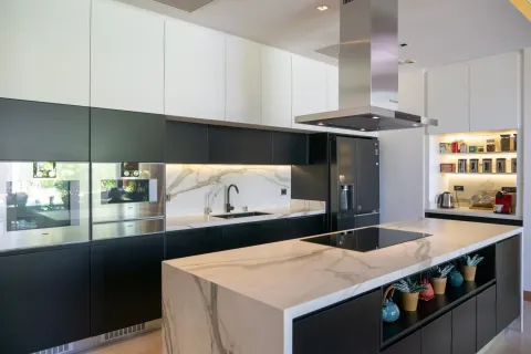 House in Bang Tao, Thailand 4 bedrooms № 153887 - photo 10