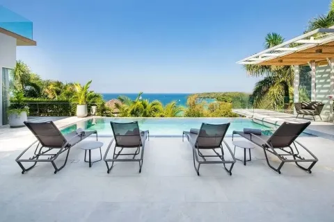 House in Surin, Thailand 4 bedrooms № 153888 - photo 9