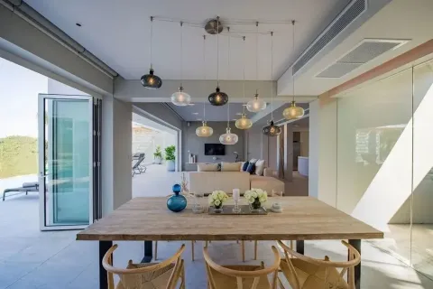 House in Surin, Thailand 4 bedrooms № 153888 - photo 5