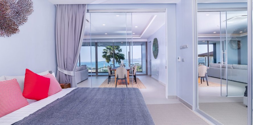 Apartment on Surin Beach, Thailand 3 bedrooms № 179844
