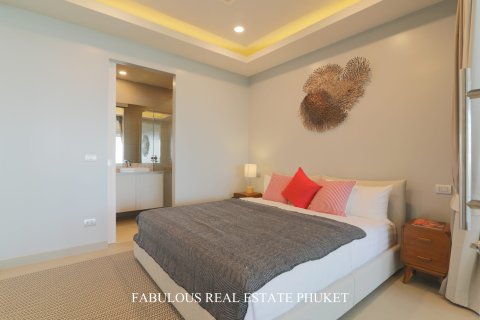 Apartment on Surin Beach, Thailand 3 bedrooms № 179844 - photo 8
