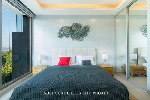 Apartment on Surin Beach, Thailand 3 bedrooms № 179844 - photo 5