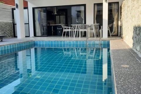 Villa à Kathu, Thaïlande 3 chambres № 149202