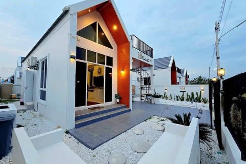 Villa in Hua Hin, Thailand 2 bedrooms № 149198 - photo 1