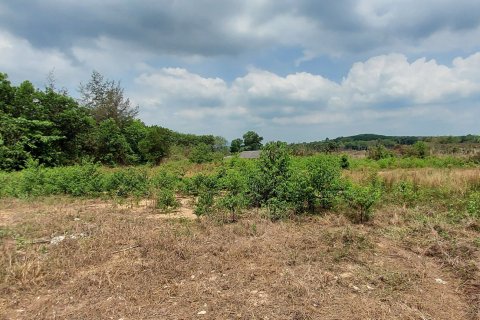 Land in Rayong, Thailand 3745 sq.m. № 149203 - photo 8