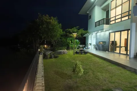 House in Surat Thani, Thailand 5 bedrooms № 152042 - photo 4