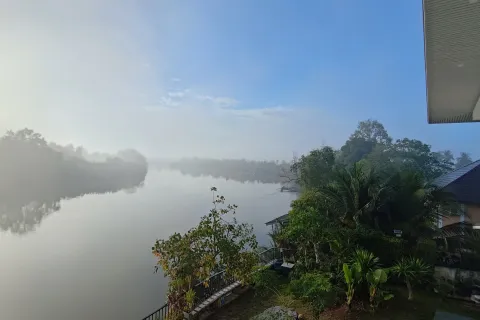 House in Surat Thani, Thailand 5 bedrooms № 152042 - photo 15